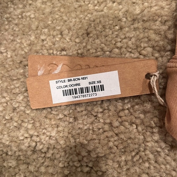 Skims sheer bra sz XS NWT - Picture 2 of 4